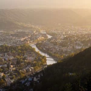 Blick über Innsbruck zum Sonnenuntergang